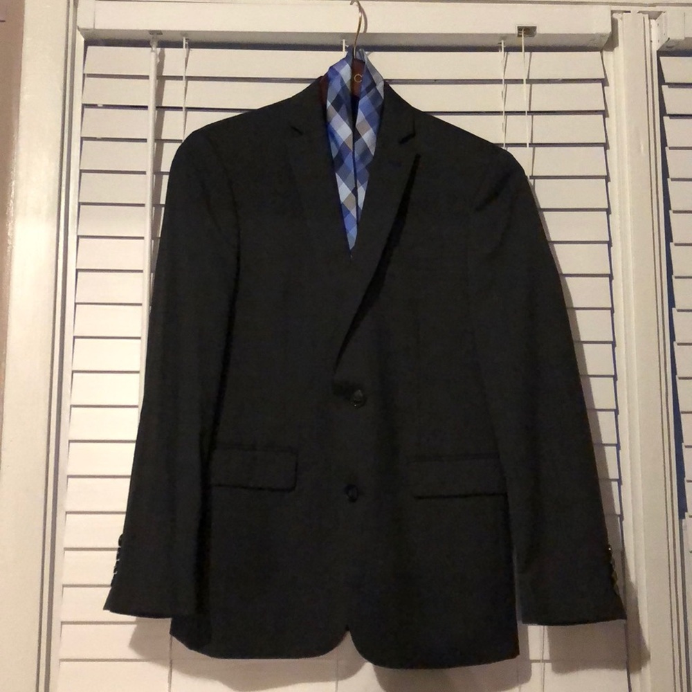 Bar III Suit